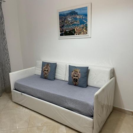 Apartment Rua Formaggi Palermo Exteriör bild