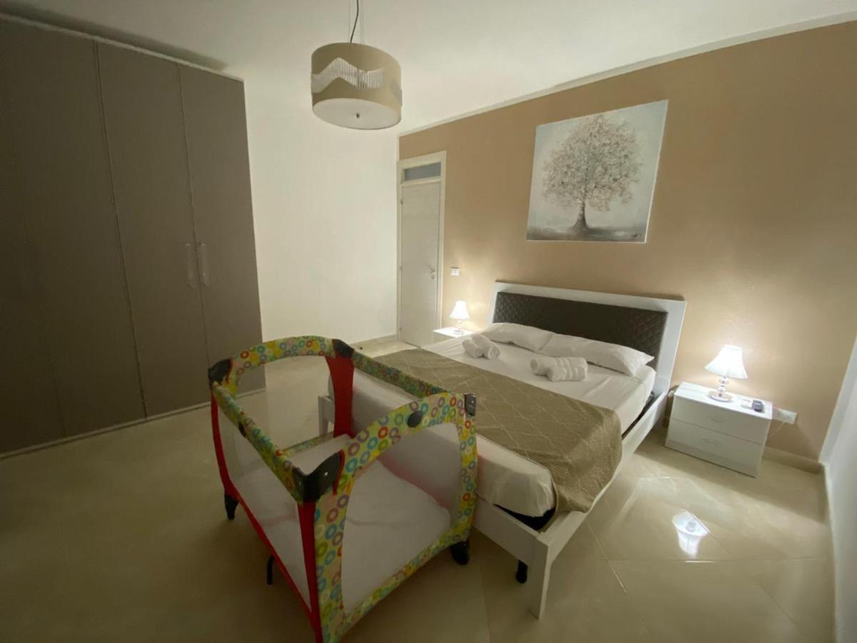 Apartment Rua Formaggi Palermo Exteriör bild
