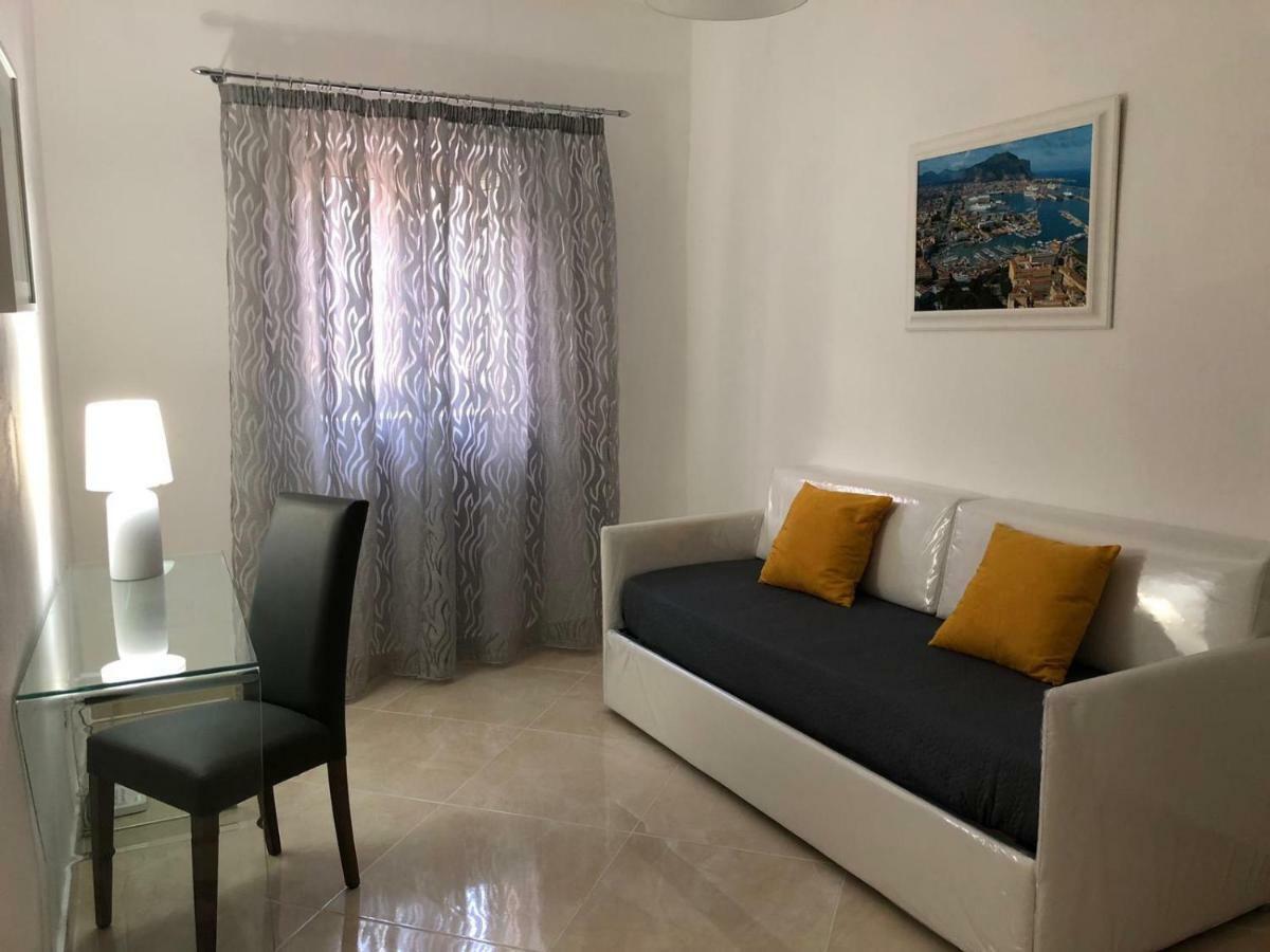 Apartment Rua Formaggi Palermo Exteriör bild