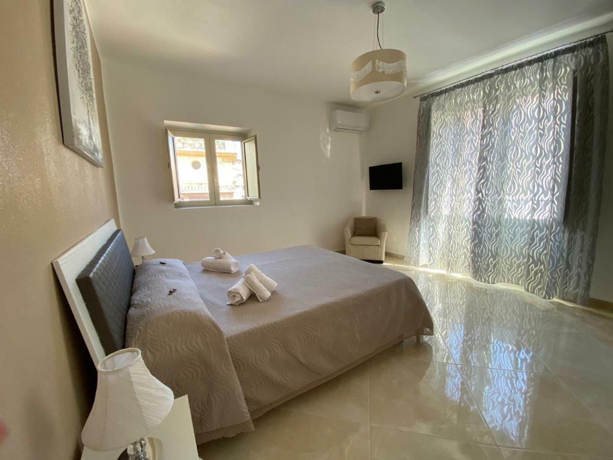 Apartment Rua Formaggi Palermo Exteriör bild
